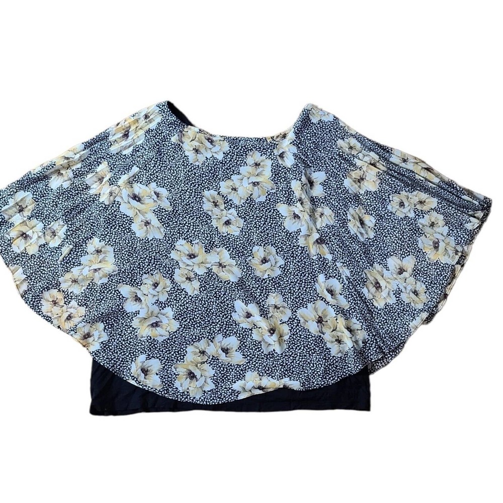 I.N. STUDIO Women's Multicolor Print 3/4 Bell Sleeve Top. Plus Size 2X